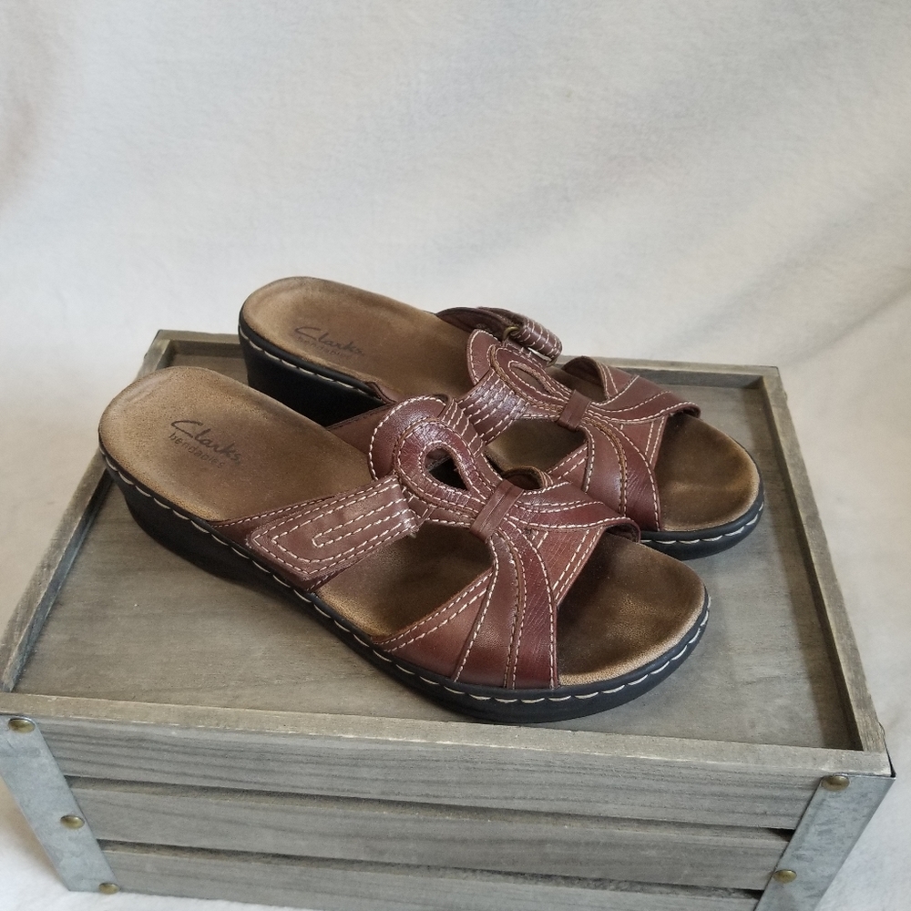 Clarks Bendables Brown Leather 8.5 Open Toe Comfort Slide Wedge Sandals